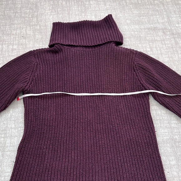 Abercrombie & Fitch Chunky Knit Turtleneck Tunic Sweater in XS - Picture 6 of 9